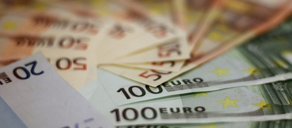 Την Δευτέρα θα γίνει η καταβολή του επιδόματος των 534 ευρώ