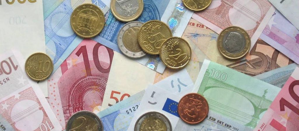 Όλα όσα προβλέπει ο νέος σχεδιασμός του Υπ.Οικονομικών για τη μείωση φόρων