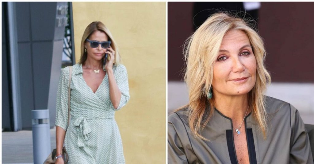 Μαρέβα Μητσοτάκη και Τζένη Μπαλατσινού ποζάρουν μαζί με φόντο το ηλιοβασίλεμα της Σαντορίνης (φώτο)