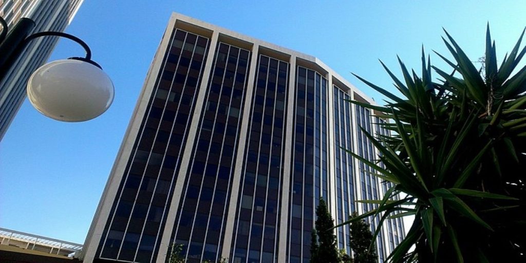 Πύργος των Αθηνών: Η ιστορία πίσω από τον πρώτο ουρανοξύστη της Ελλάδας