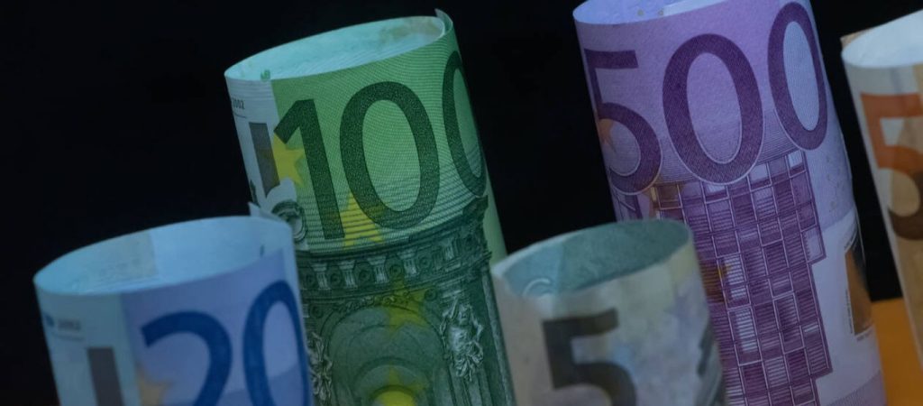 Επιστρεπτέα προκαταβολή: Ξεκινά ο 2ος γύρος με 1,4 δισ. ευρώ – Ανοικτή και για ατομικές επιχειρήσεις η διαδικασία