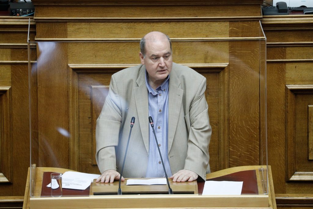 Ν.Φίλης: «Ο Παπαδημούλης έχει δώσει πολύ πειστικές απαντήσεις – Έχει καθαρό χρήμα φορολογημένο»