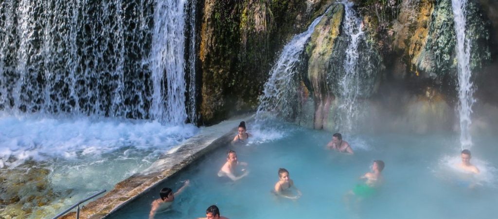 Επίδομα λουτροθεραπείας – ΕΟΠΥΥ: Αναλυτικά δικαιούχοι και δικαιολογητικά