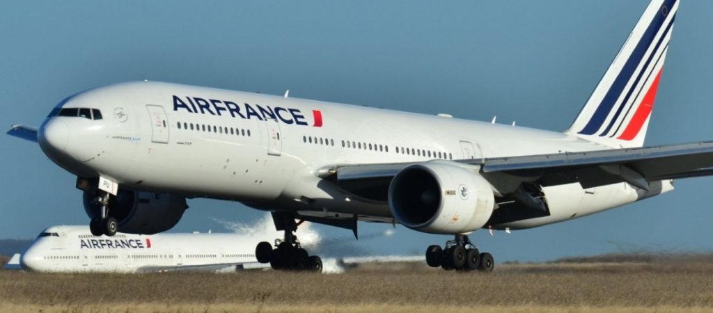 Air France: Διώχνει 8.300 εργαζόμενους μέσω εθελούσιας εξόδου