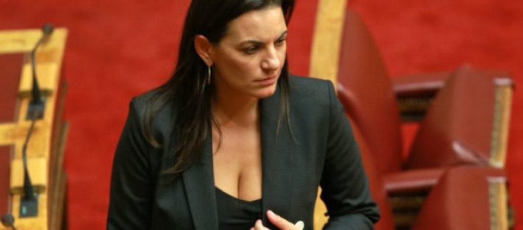 Όλγα Κεφαλογιάννη: Έβαλε «φωτιά» στα σενάρια ανασχηματισμού – Τι έγραψε; (φώτο)