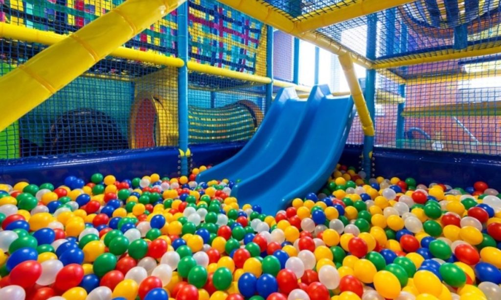 Άρση μέτρων: Ανοίγουν από σήμερα οι παιδότοποι