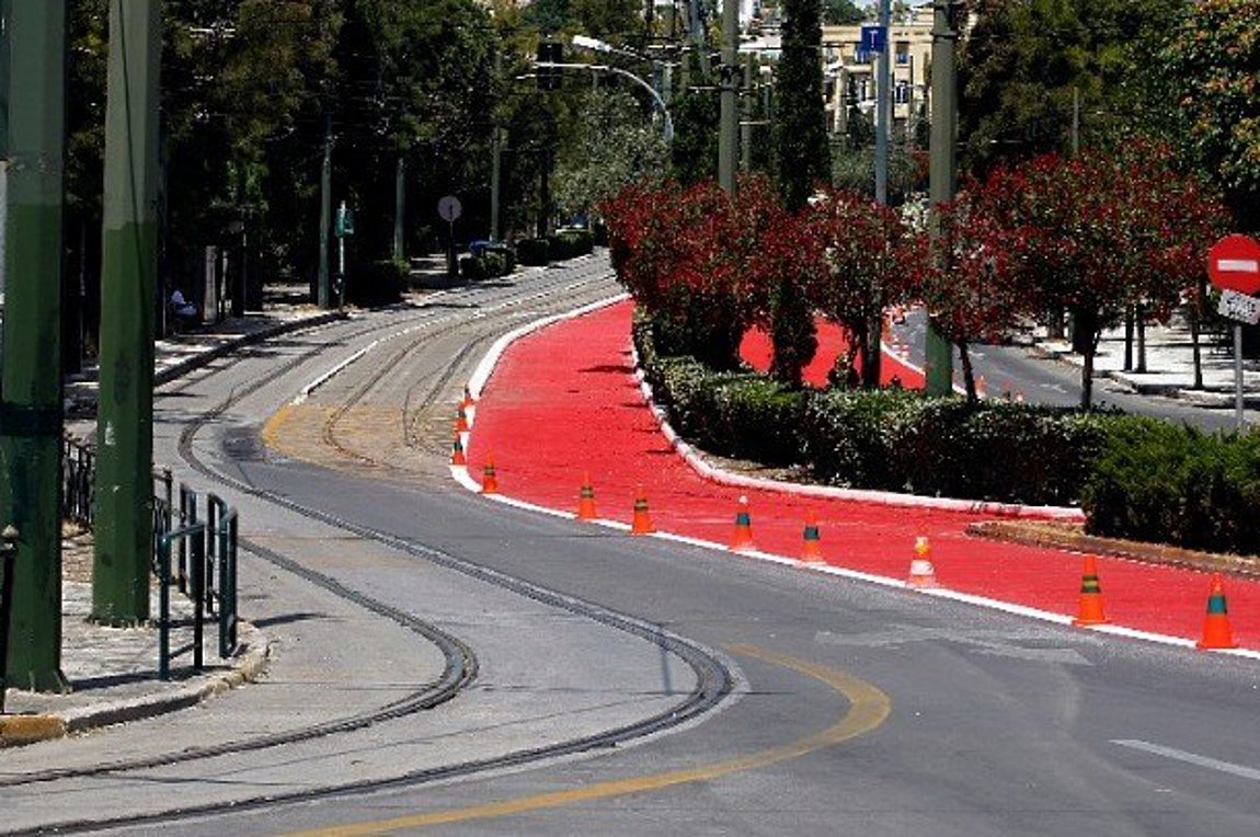 «Πονοκέφαλος» και για τους βουλευτές ο «Μεγάλος Περίπατος» – «Κόντρα» για το ποιος έφτασε πιο γρήγορα στη Βουλή