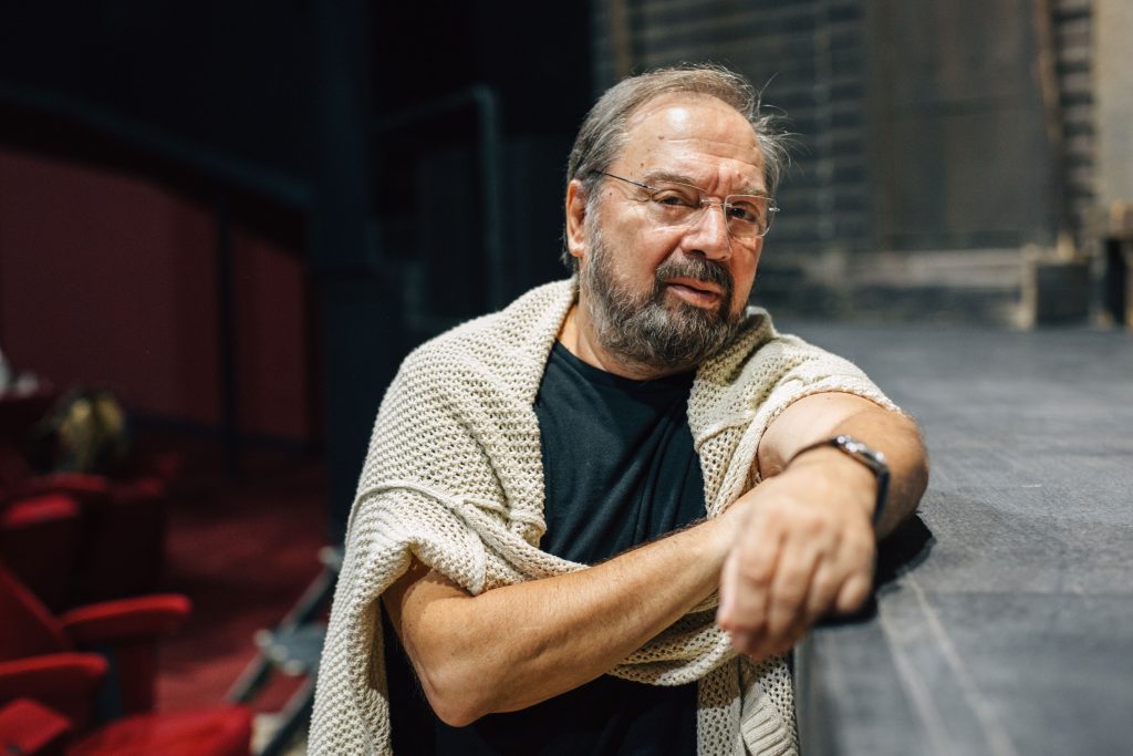 Σ. Φασουλής: «Για 15 χρόνια έπαιζα πολύ πόκα – Την σταμάτησα χωρίς λόγο όπως και το ποτό» (βίντεο)