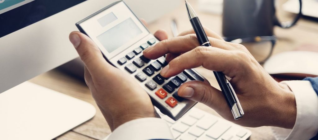 Σε 12 ή 24 άτοκες δόσεις οι ρυθμίσεις οφειλών στην εφορία – Όλο το σχέδιο