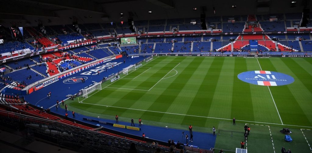 Γαλλία: Επιστρέφουν οι φίλαθλοι στα στάδια αλλά με περιορισμένο αριθμό