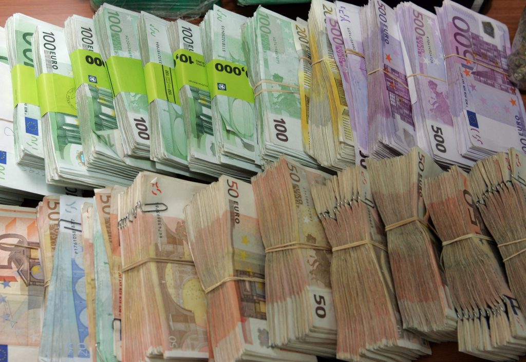 Το εμπνευσμένο σποτ του ΣΥΡΙΖΑ για τον  «Μητσοτάκη-Μωυσή» και τα 20 εκατ. ευρώ «δώρο» στα φιλοκυβερνητικά ΜΜΕ