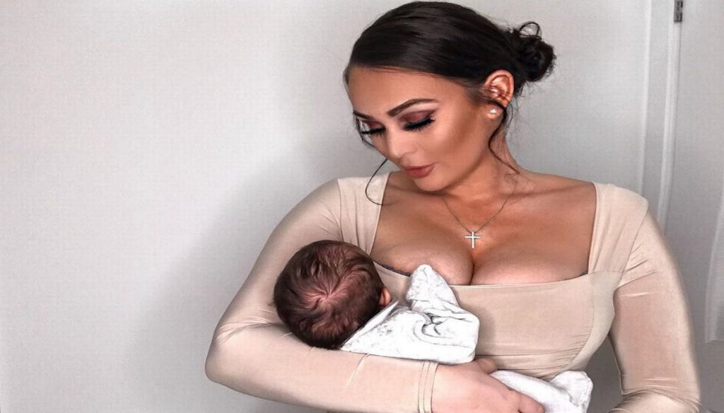 Συνοδός πολυτελείας βάζει «φωτιές»: «Έκανα παιδί με παντρεμένο ποδοσφαιριστή του αγγλικού πρωταθλήματος» (φώτο)