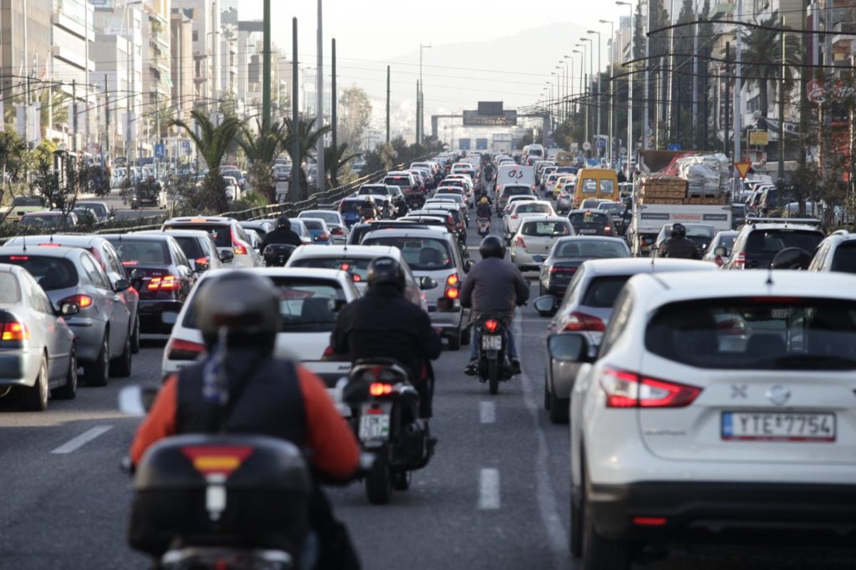 Μποτιλιάρισμα στους δρόμους της Αθήνας – Δείτε που θα συναντήσετε προβλήματα (φωτο)