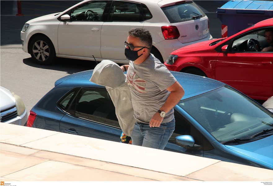 Απαγωγή Μαρκέλλας: Νέα προθεσμία για να απολογηθεί αύριο πήρε η 33χρονη (βίντεο-φωτο)