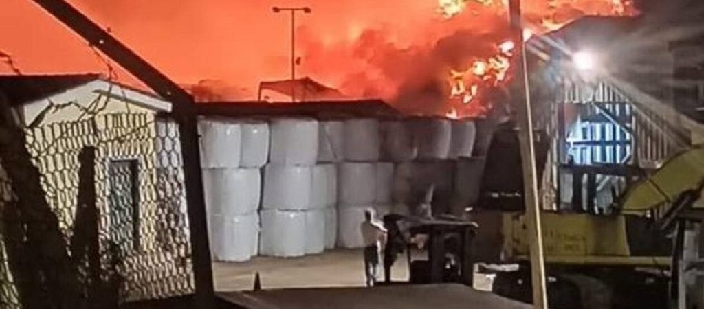 Κέρκυρα: Υπό έλεγχο η φωτιά στο Τεμπλόνι – Υποψίες για εμπρησμό