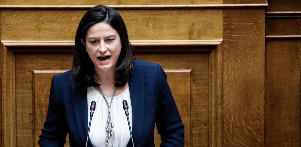Έντονη αντιπαράθεση Ν. Κεραμέως – Ε. Τσακαλώτου με «φόντο»… τα θρησκευτικά