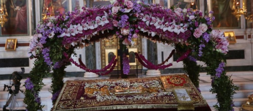 Ρόδος: «Έσπασαν» την καραντίνα για τον Επιτάφιο και καταδικάστηκαν δύο μήνες μετά