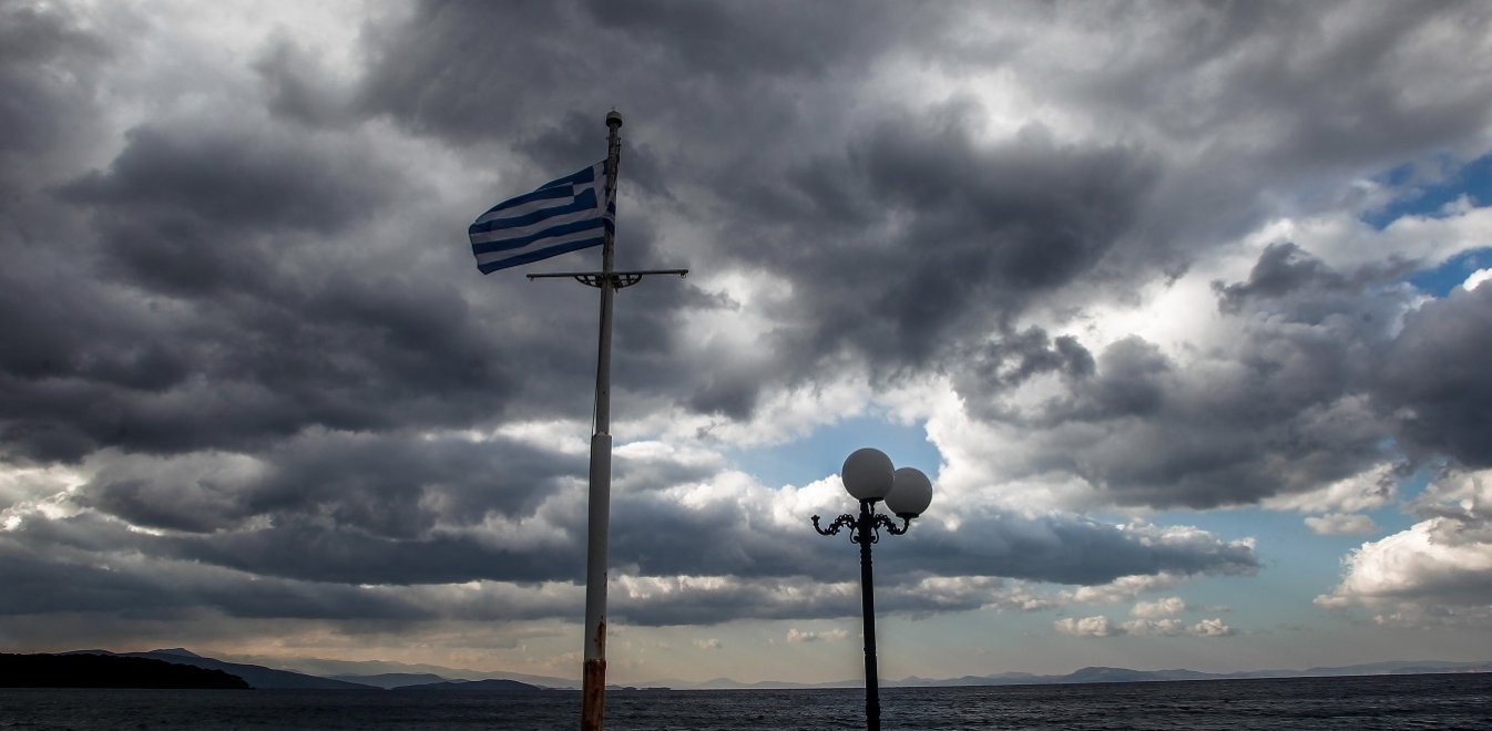 Καιρός: Δείτε σε ποιες περιοχές θα χρειαστείτε ομπρέλα – Στους 30 βαθμούς ο υδράργυρος στην Αττική