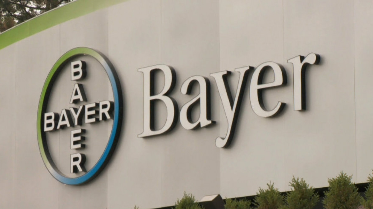 Bayer: Έτοιμη να πληρώσει αποζημιώσεις 10 δισ.δολαρίων για ζιζανιοκτόνο