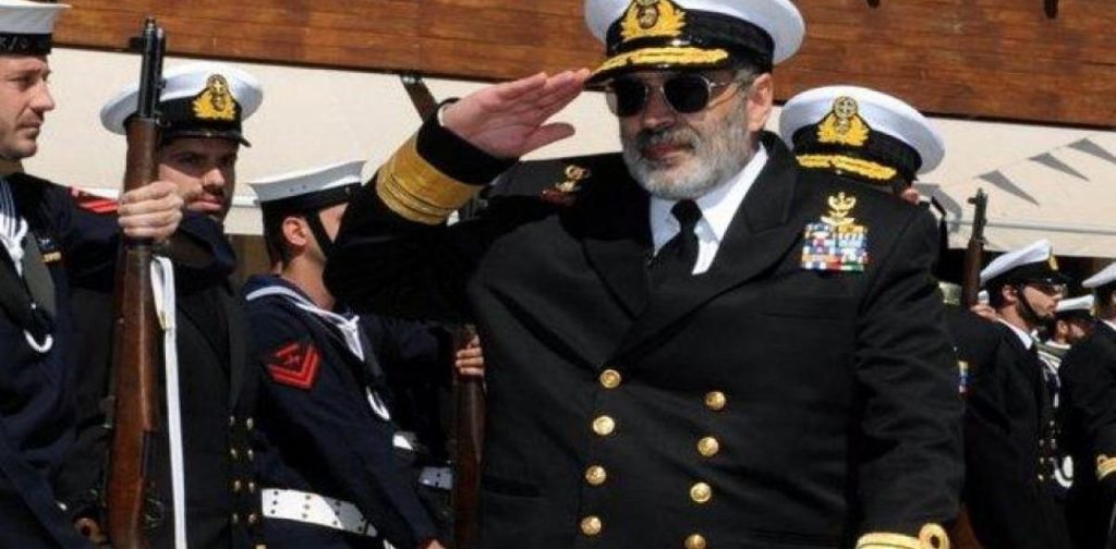 Επίτιμος αρχηγός ΓΕΝ: «Θα το τραβήξει στα άκρα η Τουρκία – Οι ΕΔ ξέρουν καλά να βυθίζουν πλοία» (βίντεο)