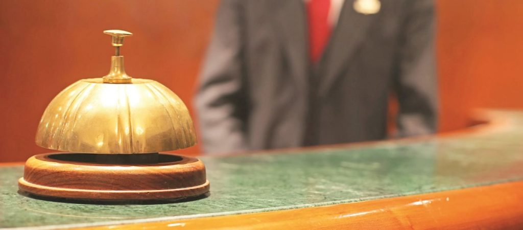 Ξενοδοχοϋπάλληλοι: Τι πρέπει να κάνουν για να πάρουν την ειδική αποζημίωση;