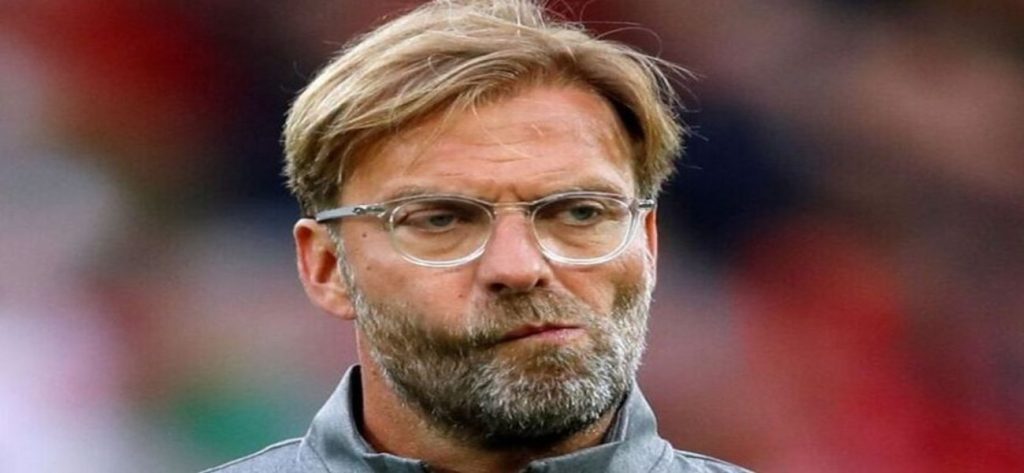 O Κλοπ σε ρόλο χορευτή… και «πέφτεις» κάτω από τα γέλια! (βίντεο)