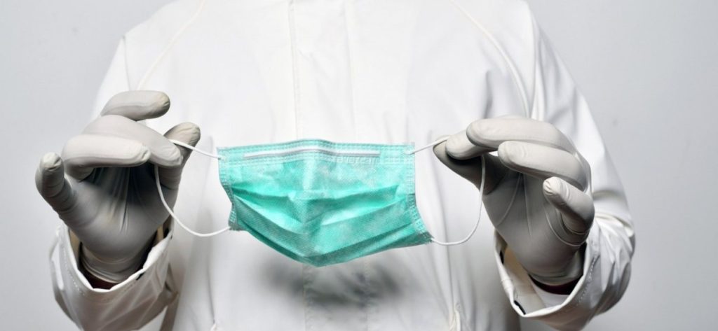 Κατασχέθηκαν 70.000 παράνομες χειρουργικές μάσκες