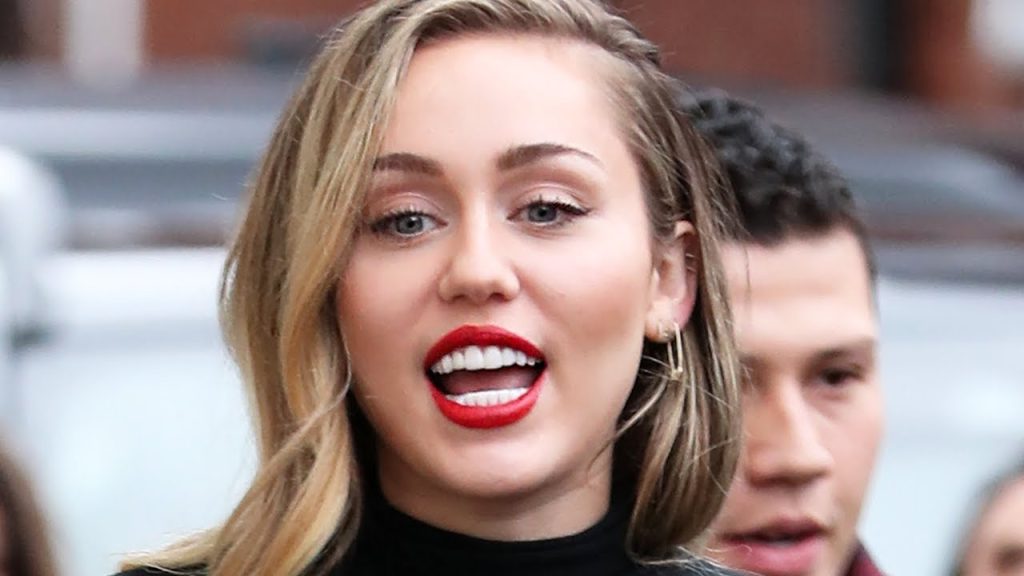 Διεθνείς αστέρες βοηθούν την ΕΕ να συγκεντρώσει χρήματα για ένα εμβόλιο κατά του κορωνοϊού