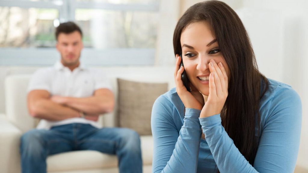 Άνδρες προσοχή: Aυτές οι γυναίκες είναι πιο επιρρεπείς στην απιστία