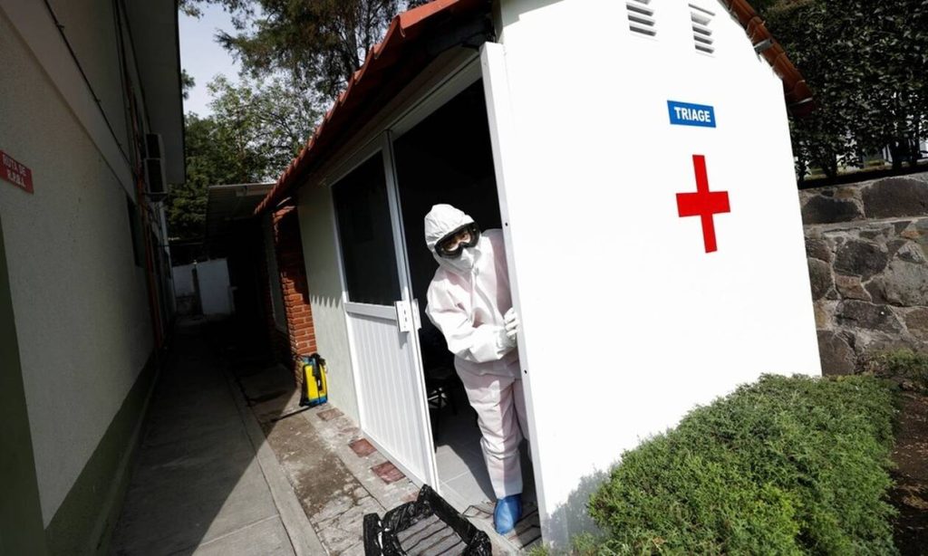 Μεξικό: Ταραχές και βανδαλισμοί μετά από φήμες περί εσκεμμένης διασποράς του ιού μέσω… ψεκασμού (φωτό)