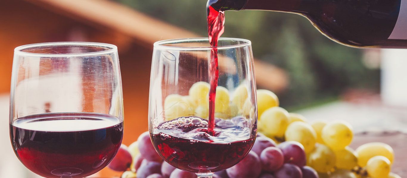 Κατανάλωση οίνου: Δεν θα ανακάμψουν οι πωλήσεις μέχρι το 2024 προβλέπει το IWSR