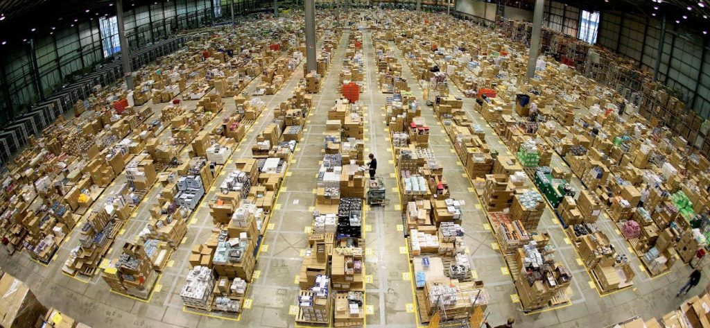 Απεργούν οι εργάτες της Amazon λόγω κρουσμάτων κορωνοϊού