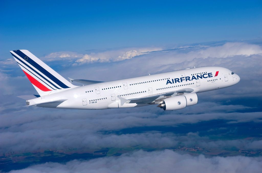 Air France: Σχεδιάζει να περικόψει πάνω από 7.500 θέσεις εργασίας