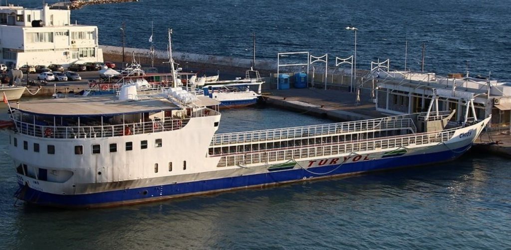 Η Χίος βάζει «στοπ» στις τουρκικές νταλίκες με προορισμό τον Πειραιά – Αντιδρούν οι Τούρκοι