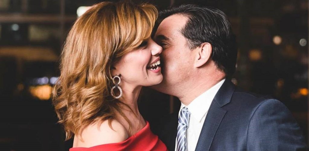 Η Ε.Μανωλίδου το «έριξε» στο καραόκε με την κόρη της: «Η πιο καλή γκαρσόνα είναι αυτή…» (βίντεο)