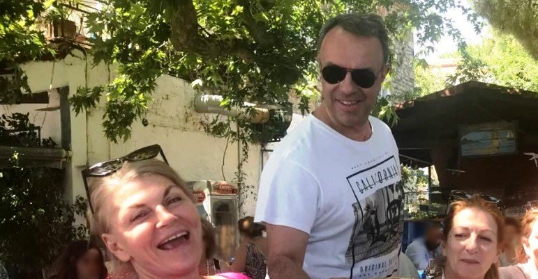 Σε ρόλο… γκαρσονιού ο Χρήστος Σταϊκούρας – Σε ποια σέρβιρε λαβράκια; (φώτο)