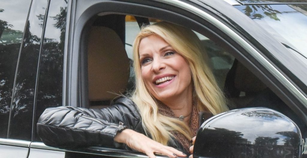 Ελένη Μενεγάκη: Οι πρώτες δηλώσεις – «Νιώθω ελεύθερη» (βίντεο)