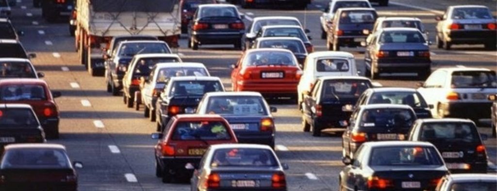 Ανατροπή στο ΚΤΕΟ: Κάθε χρόνο θα «περνούν» τα παλιά αυτοκίνητα – Ποιο το «χαράτσι»