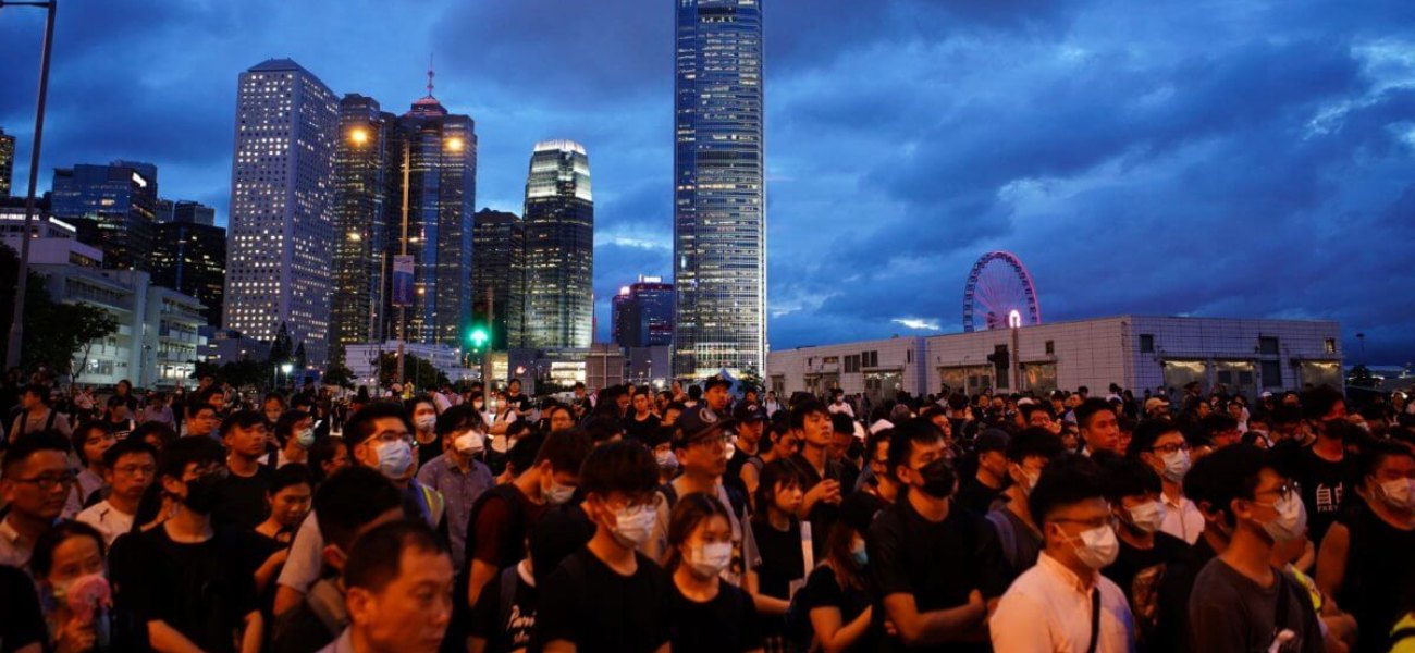 Μ. Τζόνσον: «Θα τηρήσουμε τα μεταναστευτικά δικαιώματα των κατοίκων του Χονγκ Κονγκ»