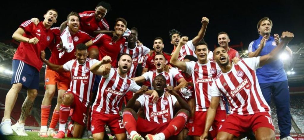 Η «ερυθρόλευκη» γιορτή για την κατάκτηση του τίτλου – Μπουγέλο σε Μάρτινς και «Campeones» (φώτο)