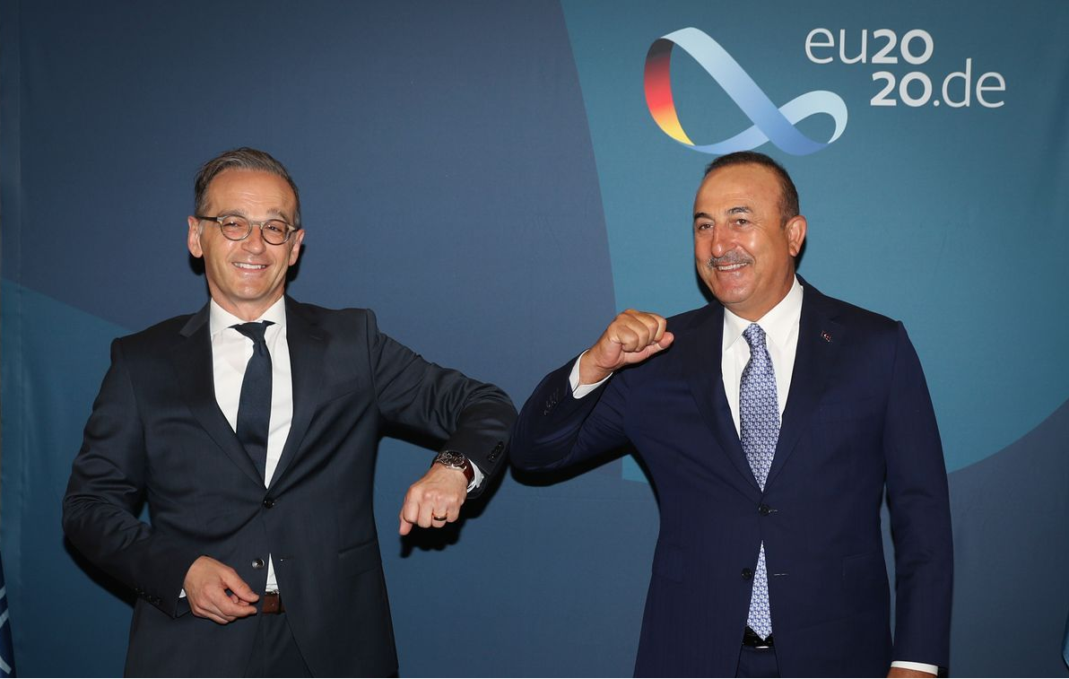 Κοινό μήνυμα Βερολίνου-Άγκυρας σε Αθήνα: Καθίστε στο τραπέζι και παραχωρήστε τον εθνικό σας πλούτο