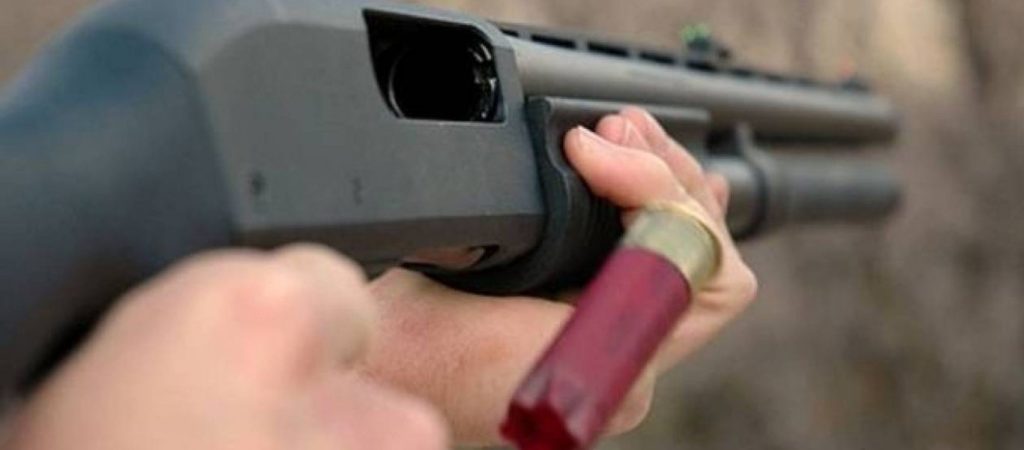 Αχαΐα: Στα χέρια «πίαστηκαν» Ρομά με ντόπιους στα Σαγέικα – Βγήκε… καραμπίνα