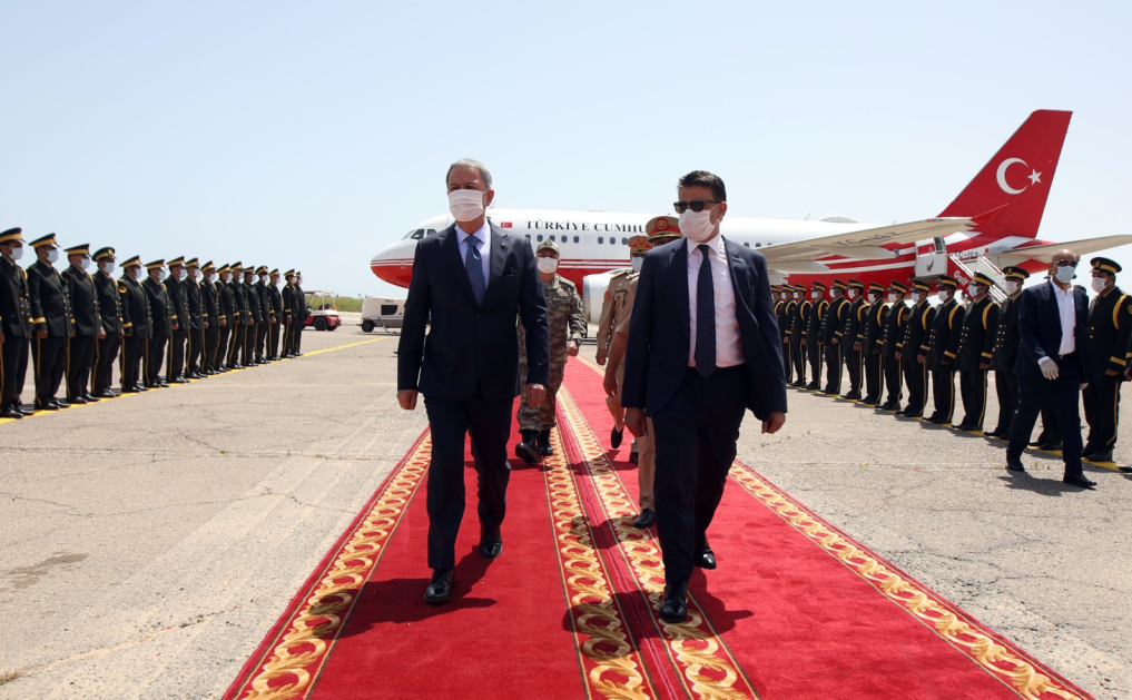 Στην Τρίπολη της Λιβύης ο Χ.Ακάρ για την προετοιμασία της επίθεσης στην Σύρτη