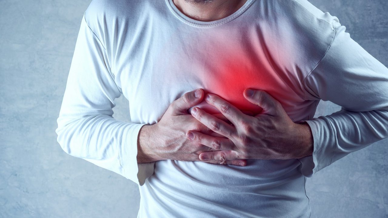 Καρδιακή προσβολή: Αυτά είναι τα τρία πράγματα που πρέπει να κάνετε άμεσα