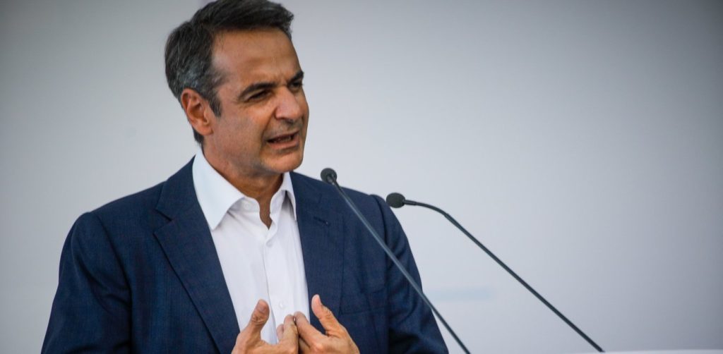 Κ.Μητσοτάκης: «Λυπάμαι που δεν μπόρεσα να πάω στην Πορτογαλία για το Euro2004: “Ήταν άρρωστη η μητέρα μου”»