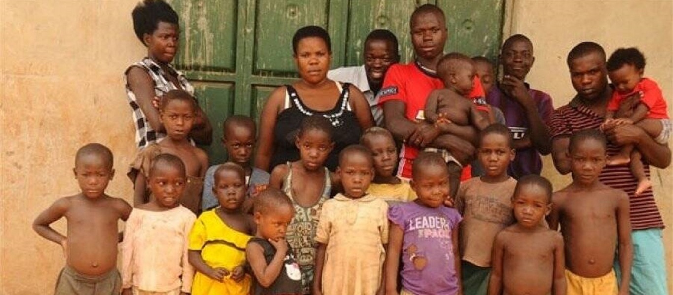 Ουγκάντα: Είναι 41 ετών κι έχει 44 παιδιά (βίντεο)