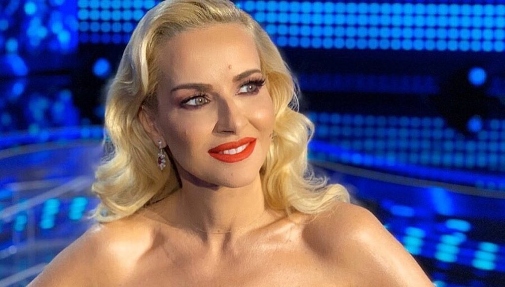 Μαρία Μπεκατώρου: Ποζάρει με το μπικίνι της πιο αδυνατισμένη από ποτέ (φωτό)