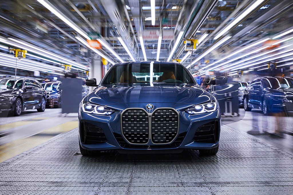 Ξεκίνησε η παραγωγή για τη νέα BMW Σειρά 4 Coupé – Τον Οκτώβριο το λανσάρισμα