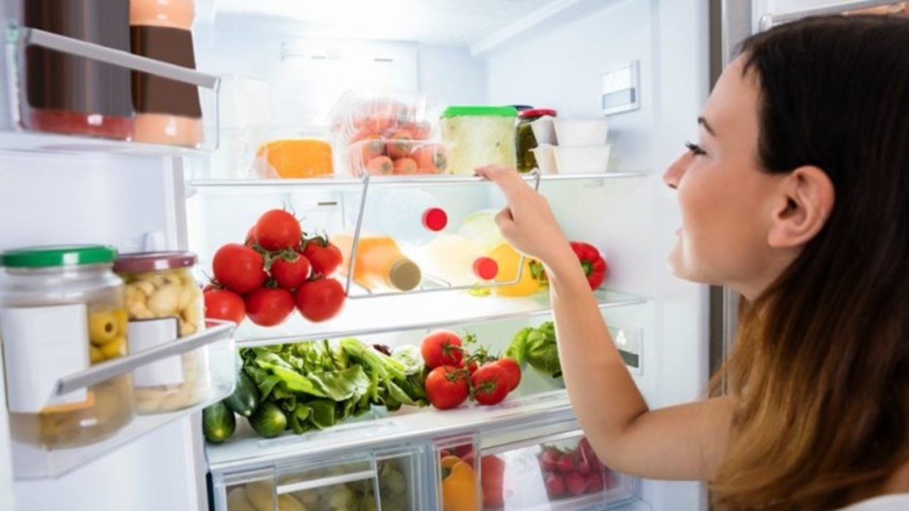 Αυτός είναι ο τρόπος για να μη ξεχνάς πότε λήγουν οι τροφές στο ψυγείο (φωτό)
