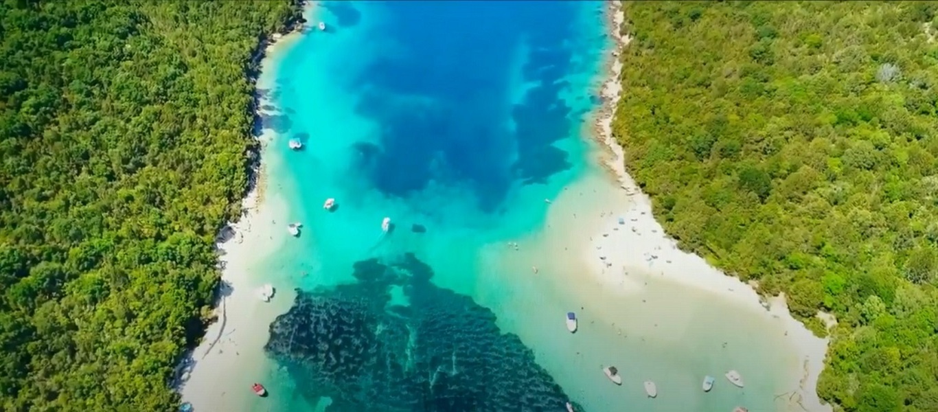 Η Ελλάδα είναι και μαγική και ασφαλής (βίντεο)